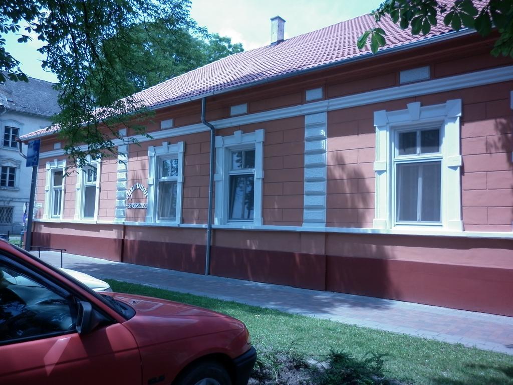Apartament Szep-Lak Makó Zewnętrze zdjęcie